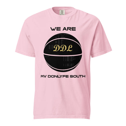 Signature | Comfort Colors T-Shirt | Official DDL Merchandise | Emblem Logo