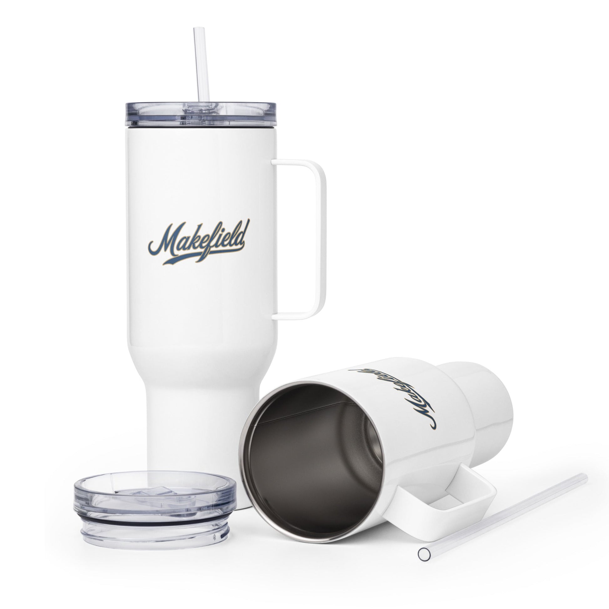 Travel mug with a handle